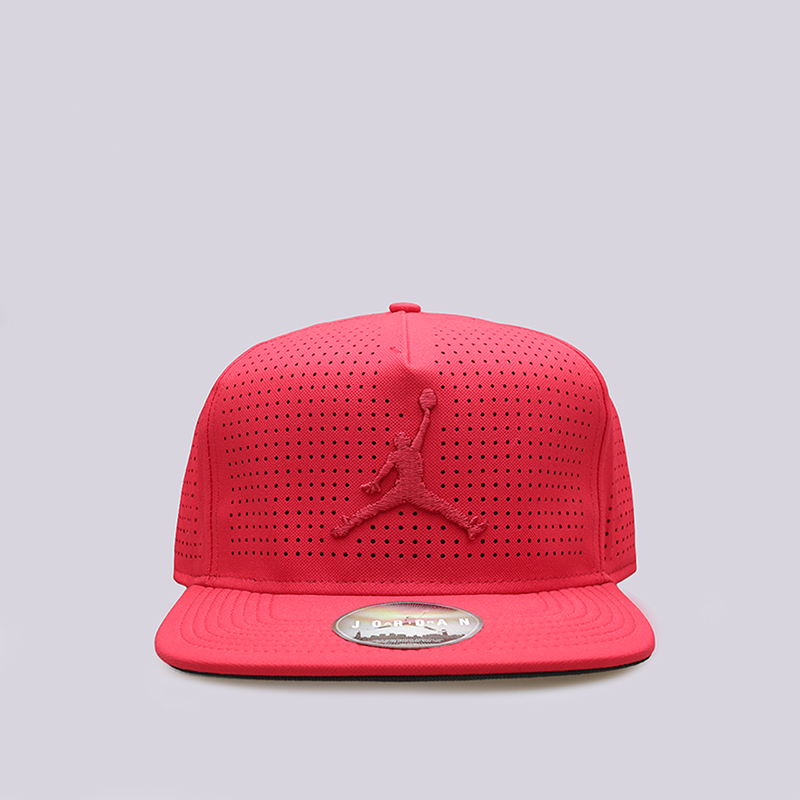 мужская красная кепка Jordan Jumpman Perf Snapback 835339-687 - цена, описание, фото 1